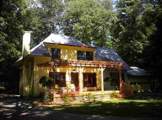 8127 S Lake Shore Dr, Harbor Springs, MI 49740
