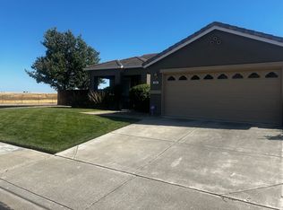 554 Feather River Way, Vacaville, CA 95688