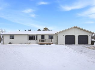 1106 Lincoln St, Lisbon, ND 58054