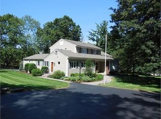 4 Quincy Rd, Basking Ridge, NJ 07920
