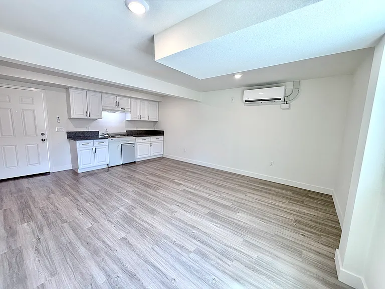 5661 Fair Ave #3/4 — Photo 3