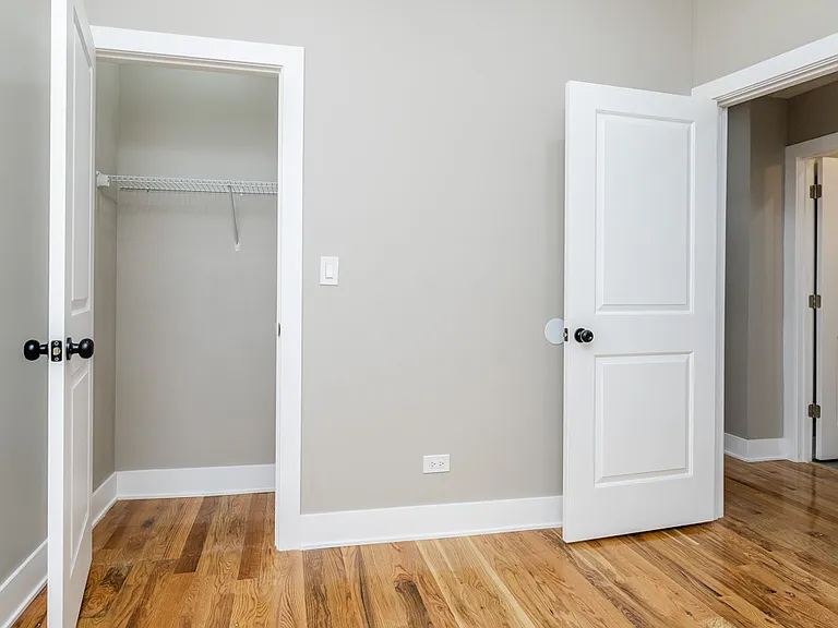 6338 S Vernon Ave #2N — Photo 4