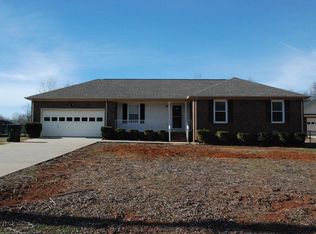 114 Reba Rd, Hazel Green, AL 35750