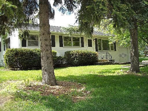 1st image of 209 W 58th Pl