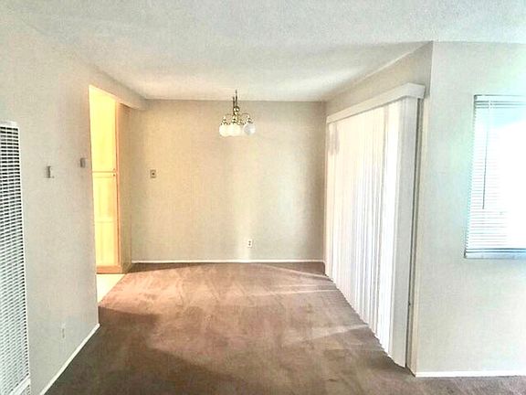 3rd image of 355 Parkview Ter APT E3