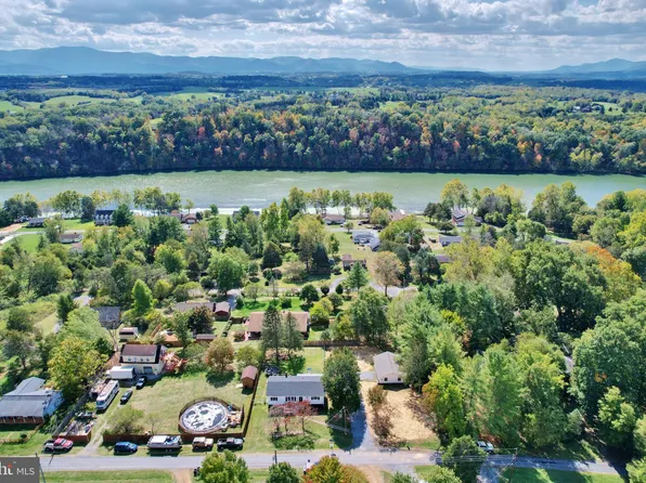 257 Big Oak Dr, Luray, VA 22835
