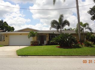 1374 48th Ave NE, Saint Petersburg, FL 33703