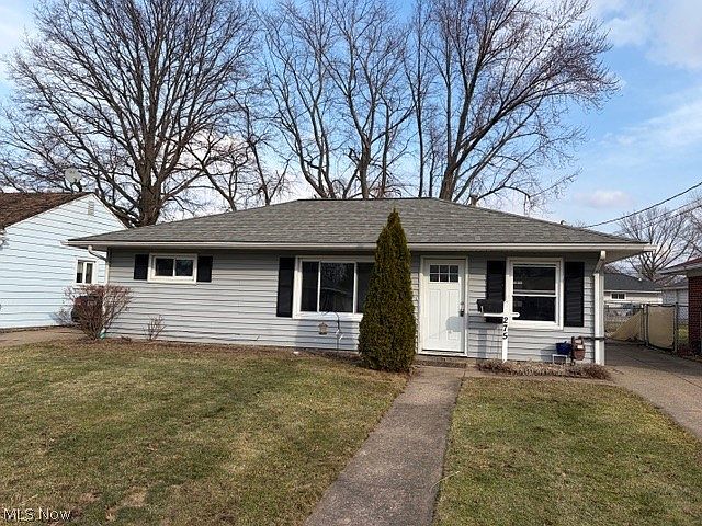 1st image of 275 Lynne Dr