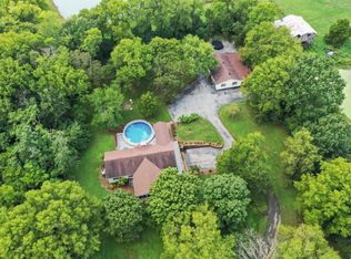 2880 Thompson Station Rd E, Thompsons Station, TN 37179