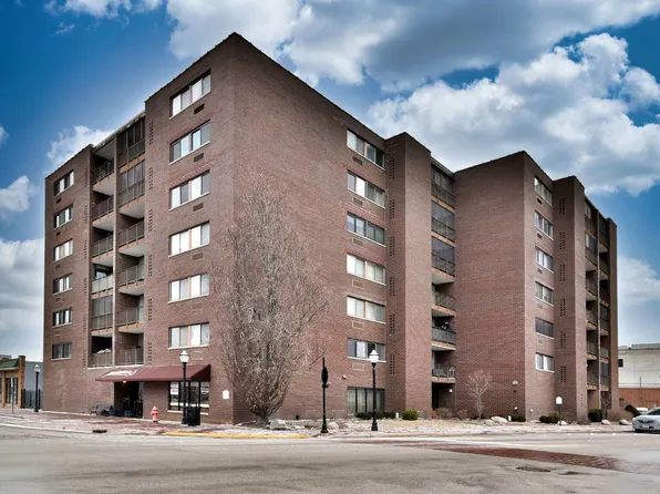 11 W Green St APT 608, Bensenville, IL 60106