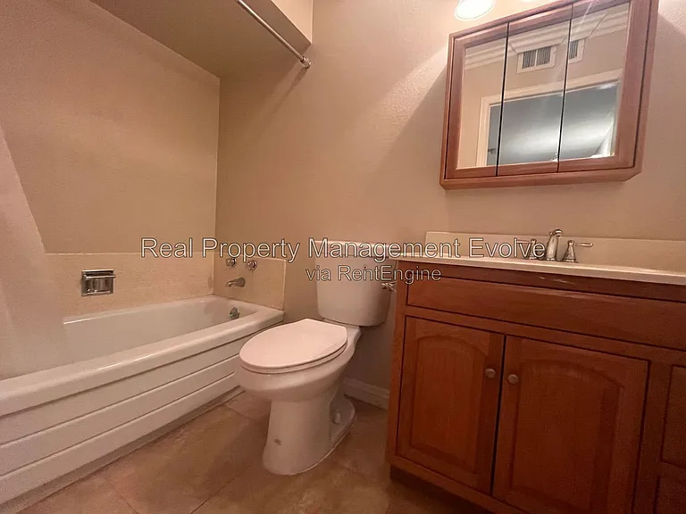 12076 N Pebble Beach Dr — Photo 16