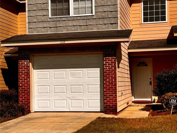 106 Cody Dr, Enterprise, AL 36330