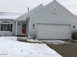 270 Settlers Pass NE, Cedar Springs, MI 49319