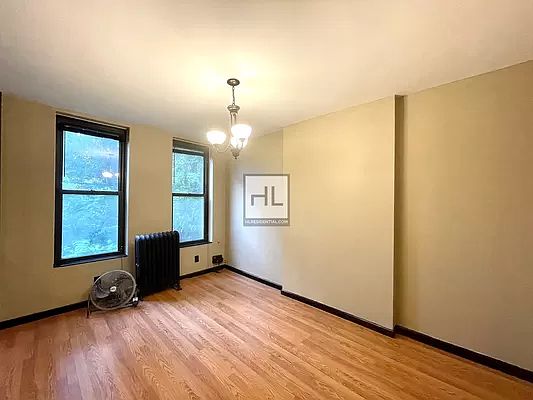 3rd image of 205 Kosciuszko St #1