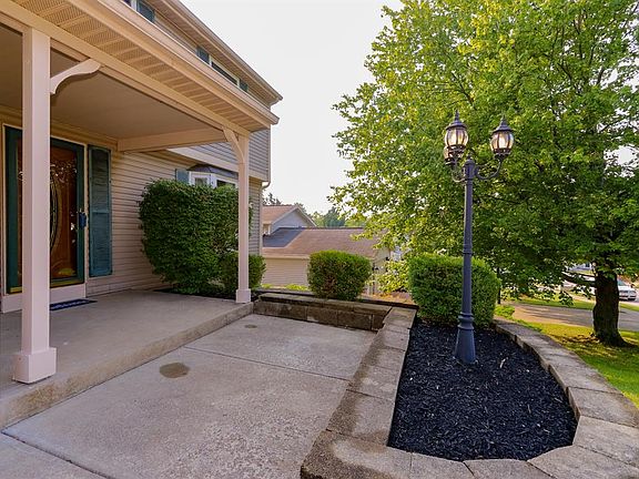 2nd image of 8376 Juniper Ln