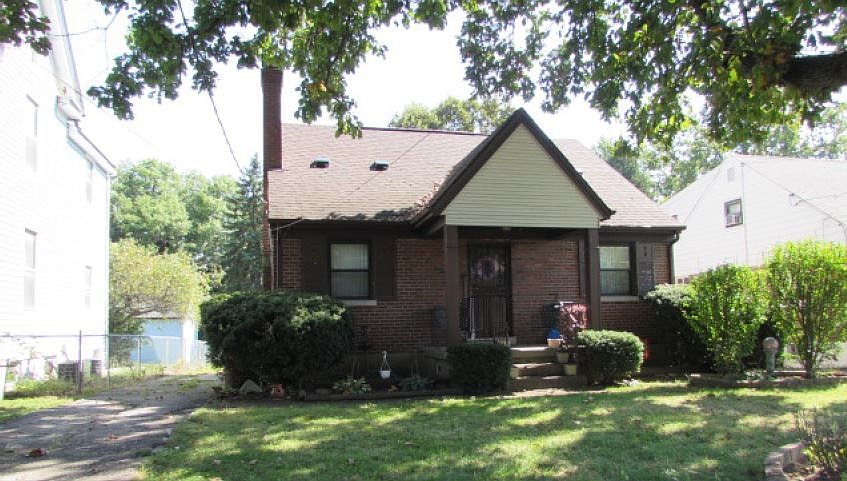 1st image of 7000 Clovernook Ave