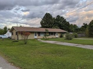 8982 Homestead Rd #3, Benzonia, MI 49616