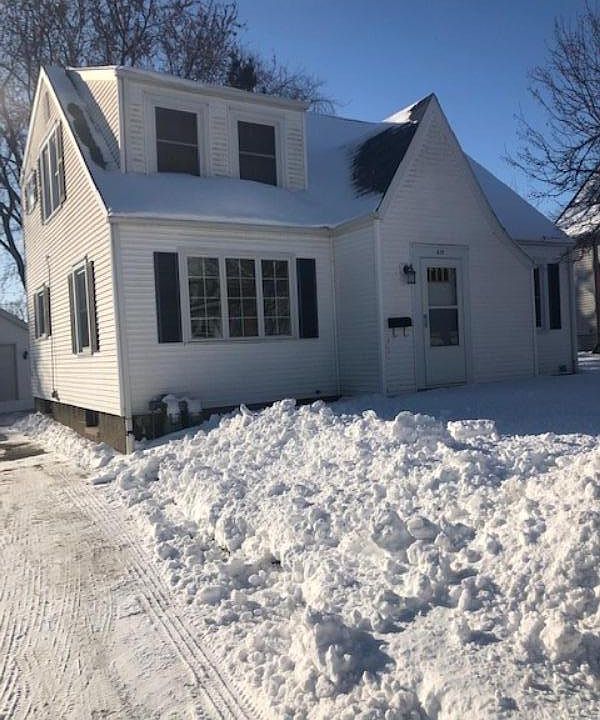 1st image of 615 Fonddulac Ave