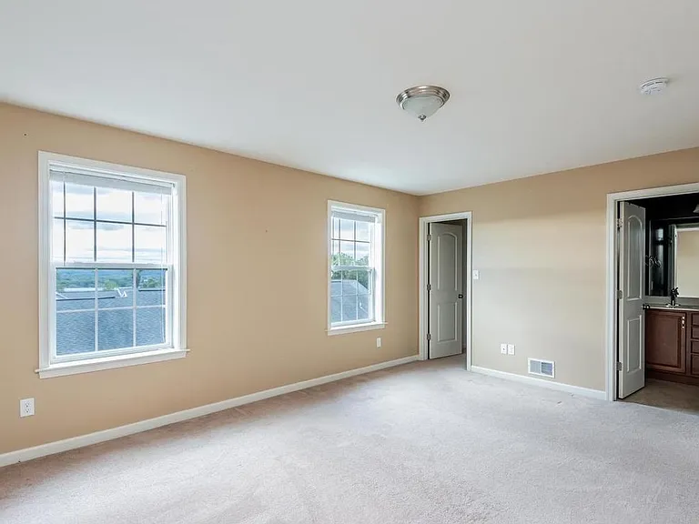 16 Dougherty Dr — Photo 11