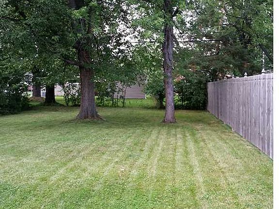 2nd image of 49 Woodcrest Dr