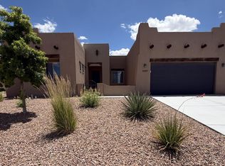 4689 Lluvia Encantada, Santa Fe, NM 87507