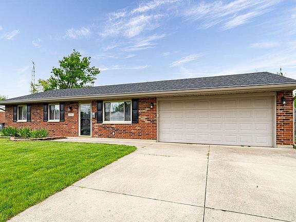 2nd image of 1045 Nutmeg Sq N