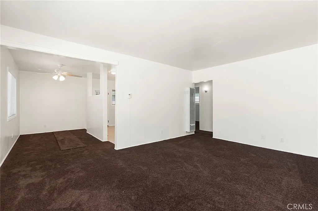 3 bed, 6948 sqft, $2,995 — Photo 3