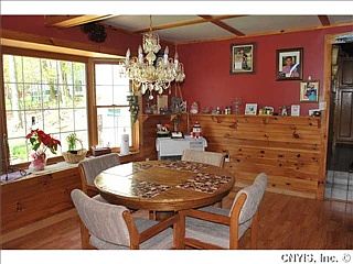 5th image of 47511 Cathedral Ave
