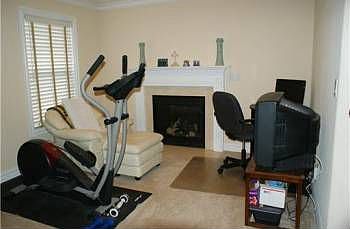 4th image of 921 Brice Ct