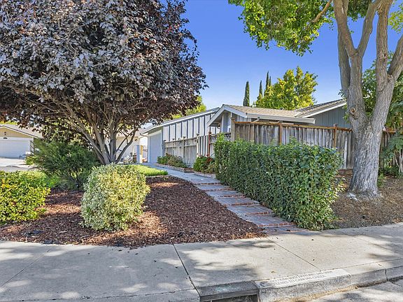 4th image of 5342 Birch Grove Dr