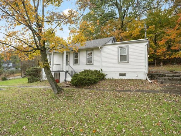 24 Branch Street, Monroe, NY 10950