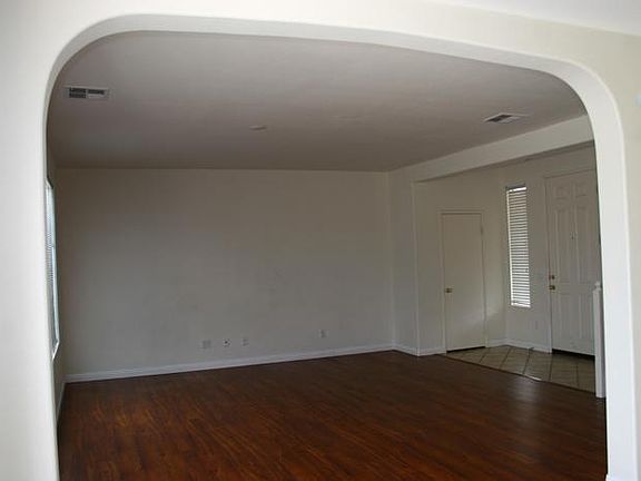4th image of 14994 Salamander Ln