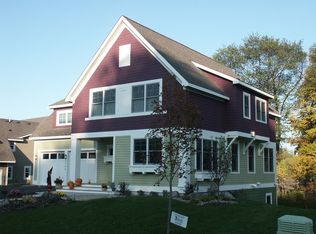 2544 Saunders Lake Dr N, Mound, MN 55364