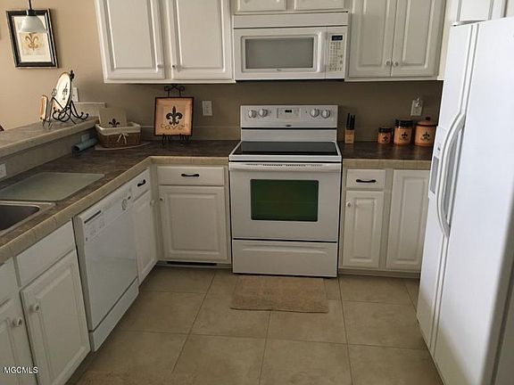 5th image of 1515 E Beach Blvd