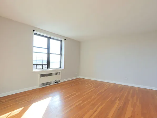 8105 Fourth Avenue image 2 of 10