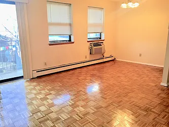 Rented by Papp Realty