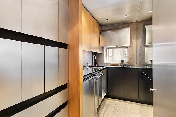 Sold by Douglas Elliman | media 10