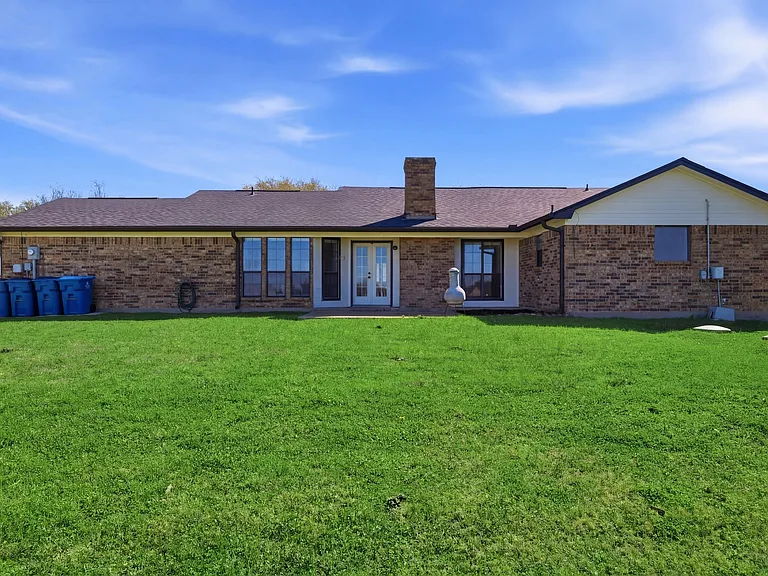 1213 Marilyn Jayne Ln — Photo 35