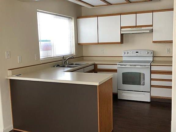 3rd image of 3026 W Villard St #2B