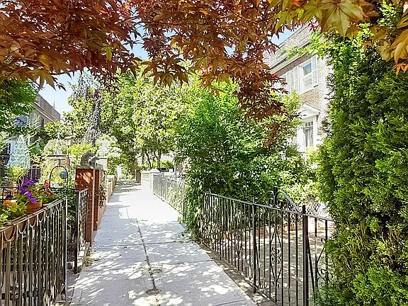 4th image of 9323 Hamilton Walk