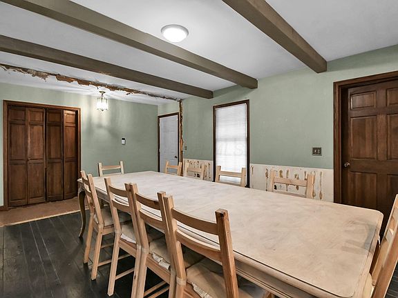 4th image of 309 Vanderbilt Rd