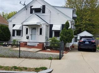 15 Bolton Ave, Providence, RI 02908