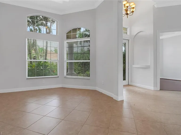 11128 Sierra Palm Ct — Photo 7