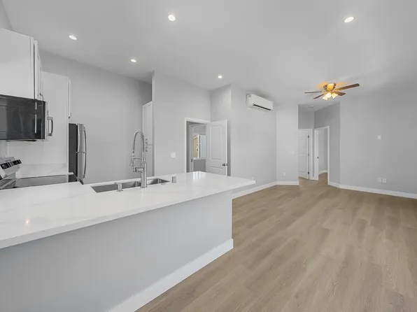 6046 Estelle St #1, San Diego, CA 92115