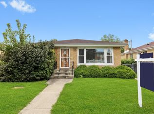 3453 Main St, Skokie, IL 60076
