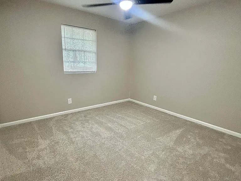 2220 Lincoln St #A — Photo 8