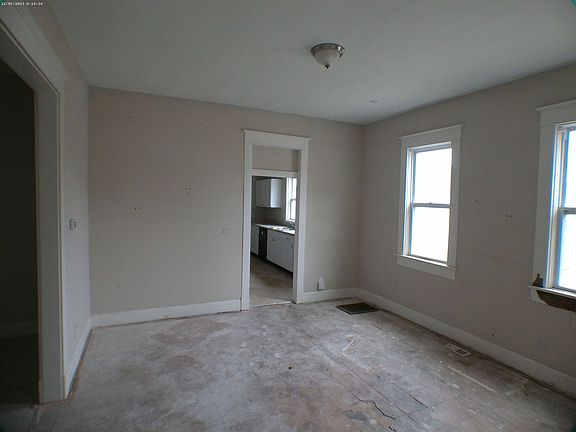4th image of 519 E Minnesota St