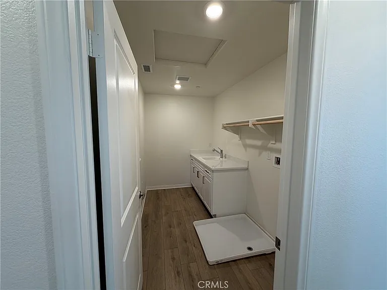 9707 Babaco St — Photo 29
