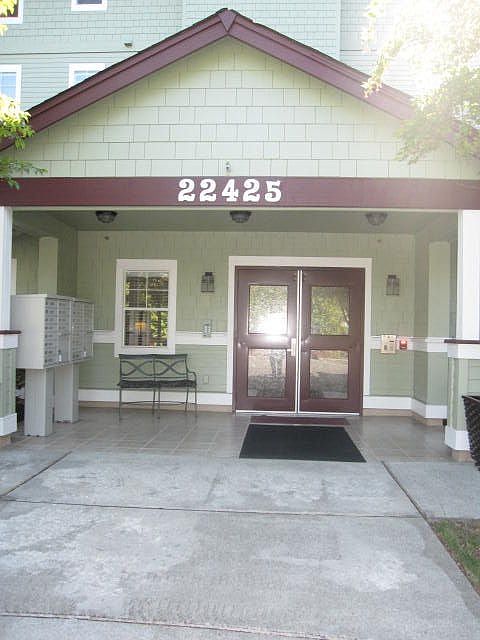 1st image of 22425 SE Highland Ln Unit 403