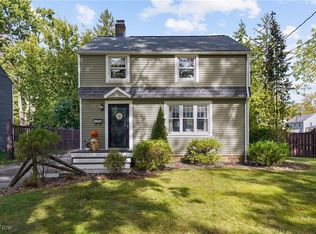 1070 W Riddle Ave, Ravenna, OH 44266